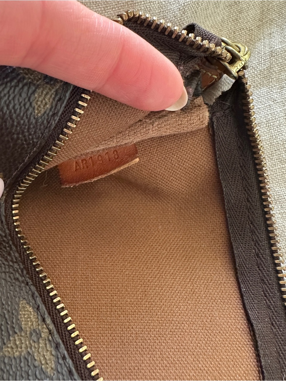 Louis Vuitton Monogram Canvas Shoulder Pochette in Brown with Tan Strap - Picture 6 of 8